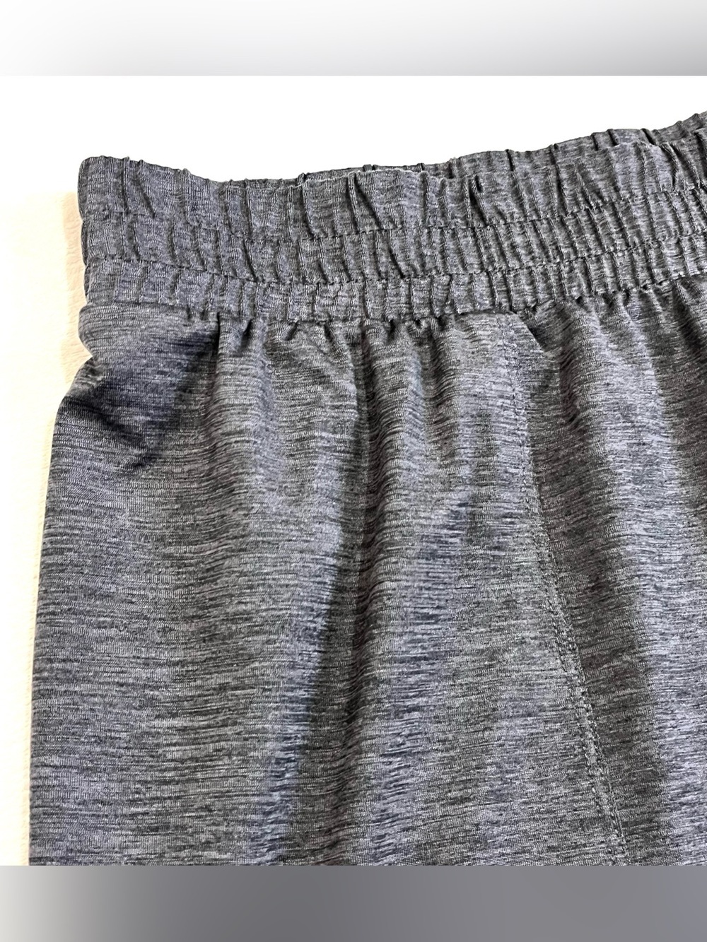 All in Motion Charcoal Gray Heather Athletic Shorts Pockets Women’s Size Large - Picture 4 of 16